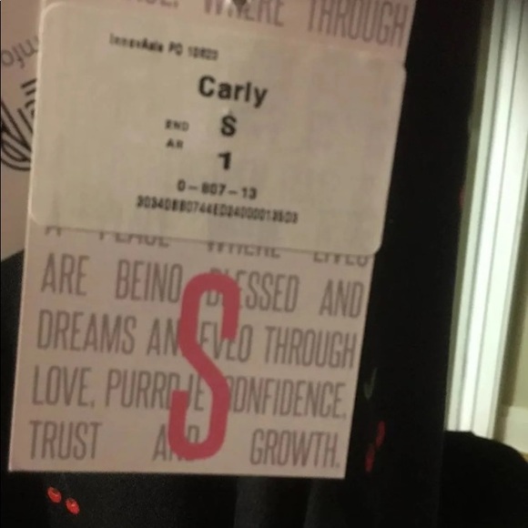 Lularoe carly cherries small NWT - Picture 2 of 2